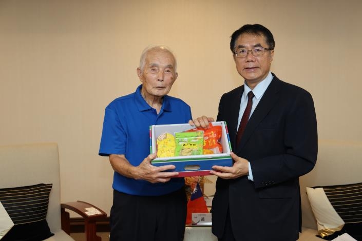 延續運動外交　日本水戶市議長袴塚孝雄率團拜會黃偉哲
