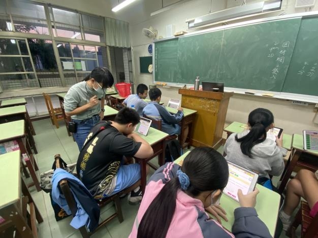 「4小時奇蹟」！因材網精準教學 臺南學子學力通通升起來