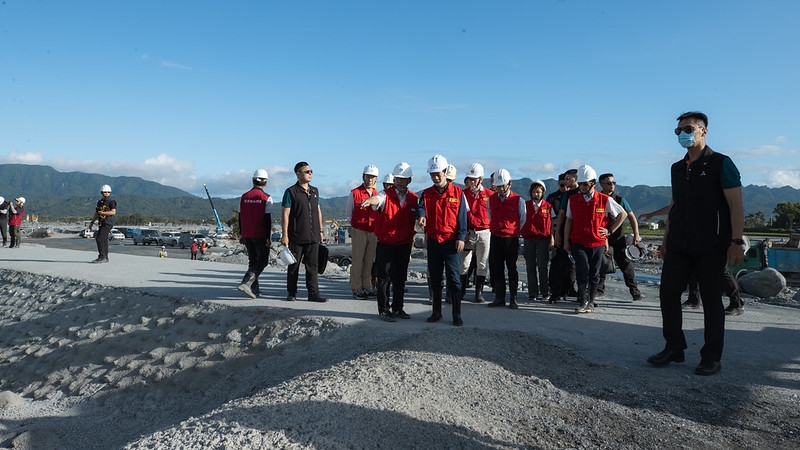 總統赴花蓮關心樺加沙颱風災後復原情形　指示中央地方共同合作加速災後復原