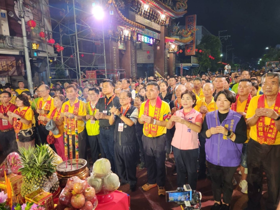 大庄媽7天6夜進香回鑾 海線「跑大轎」接駕 民政局長祈求國泰民安