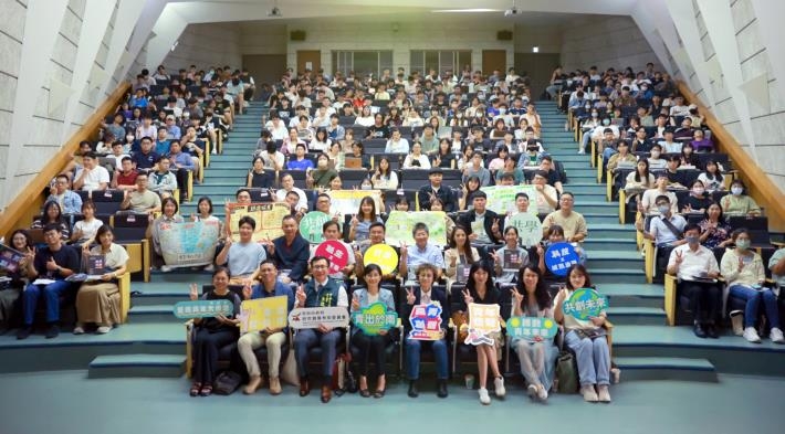 從左鎮到北區 黃偉哲推「南青創聲」開啟共創城市的新篇章