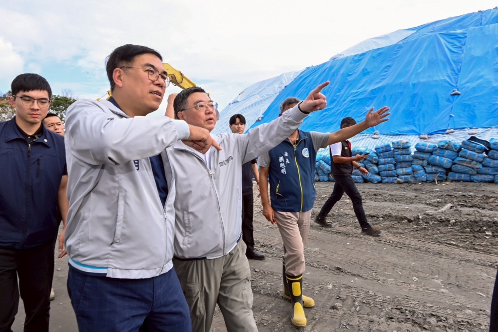 視察花蓮災區環境清理及垃圾暫置場情形 卓揆：積極媒合公私部門 有效分類及再利用廢棄物