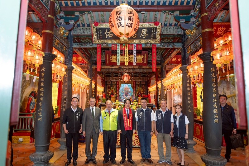 總統赴澎湖參香　強調中央會攜手地方持續完善離島公共服務