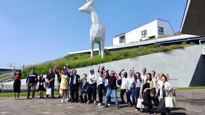 搶攻全球淨零商機！綠能採購團走進沙崙　科學城躍升國際綠能合作據點