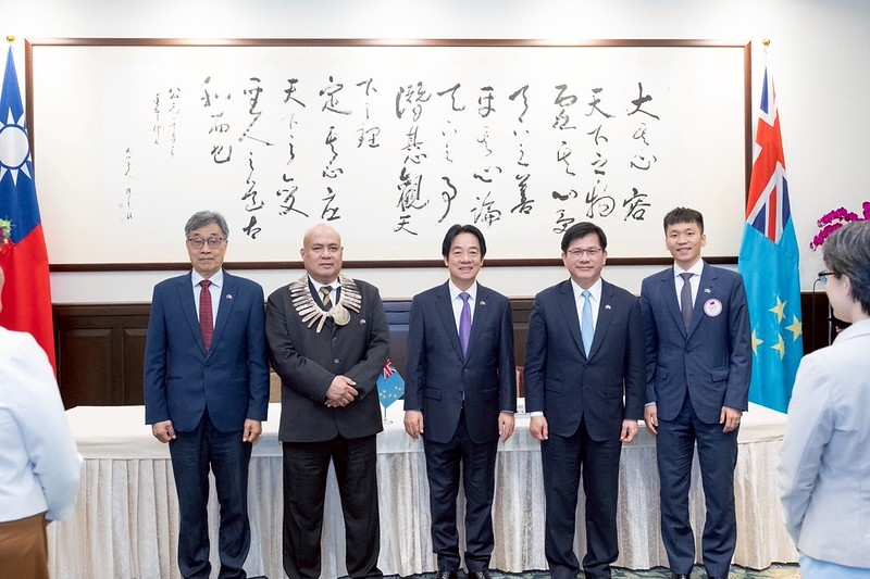 總統會晤吐瓦魯國戴斐立總理　盼持續深化情誼　拓展更多元交流與合作