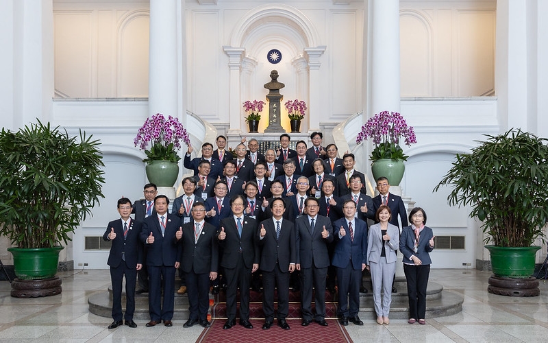 總統接見牙醫師公會全聯會　盼與醫界攜手提升國人口腔健康　共同打造「健康台灣」