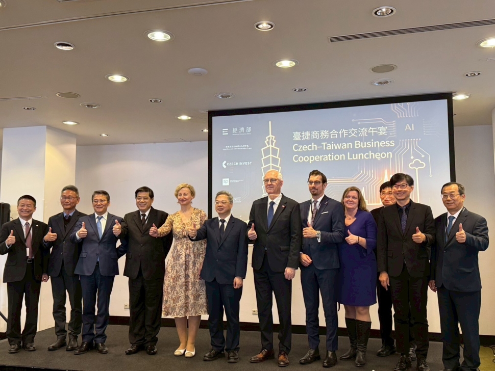 龔明鑫部長率經貿訪團四訪捷克 深化臺捷經貿夥伴關係