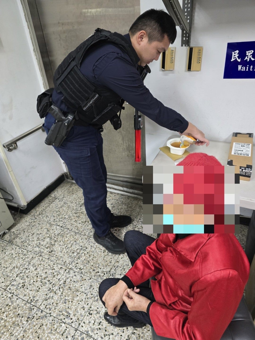 跨縣市迷途驚魂！內湖警迅速查證協助長者返家