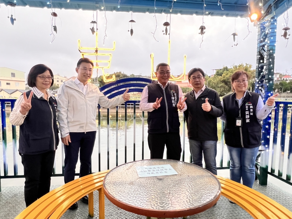 崑南社區環池步道完工啟用　點燈祈福照亮地方新願景