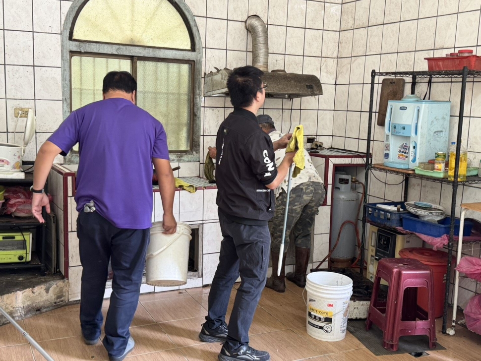 窗破灌寒風! 竹縣啟動居家改善送暖脆弱家庭