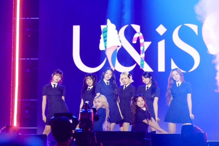 「2026台南好young」耶誕搖滾演唱會國內外卡司齊聚接力開唱 黃偉哲撒嬌舞逗樂全場