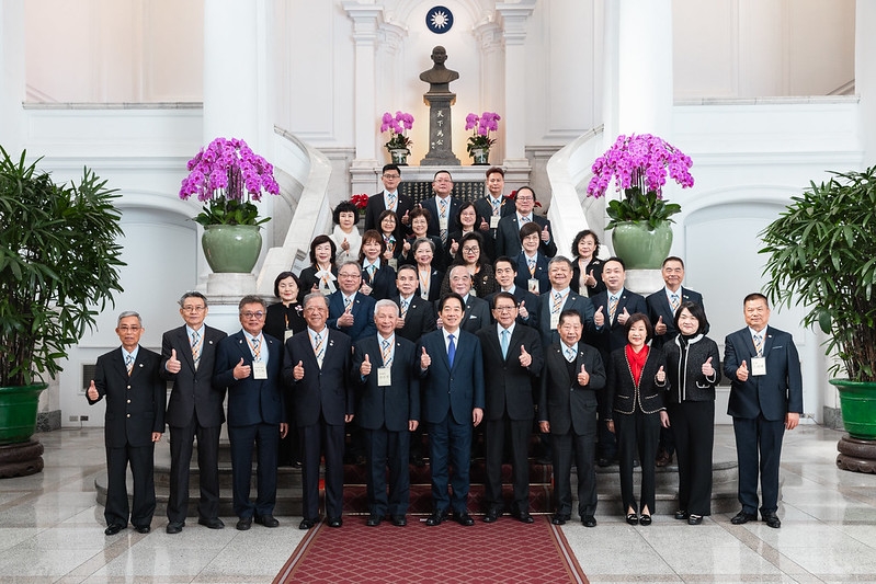 總統接見進出口商業同業公會全國聯合會　強調持續做產業堅實後盾　攜手深化國際經貿布局