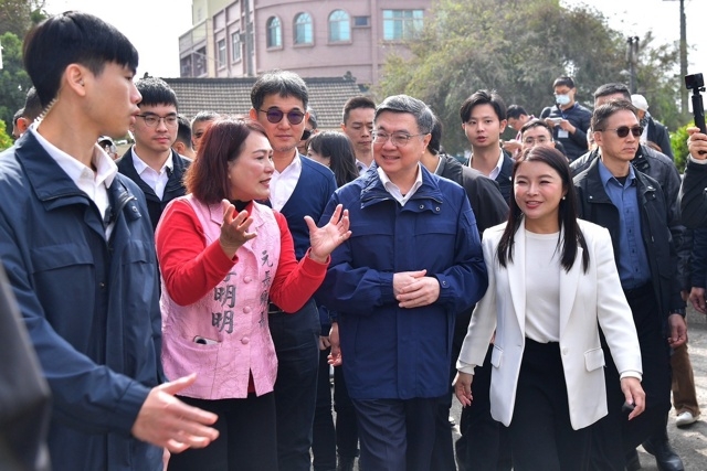 視察雲林縣元長鄉樂活運動館興建規劃 卓揆：打造溫暖、通用性、全齡化友善運動設施