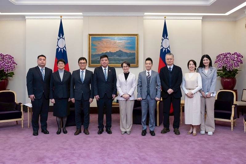 副總統接見「十大傑出青年選拔委員會」幹部　肯定為培育青年領袖扮演關鍵角色