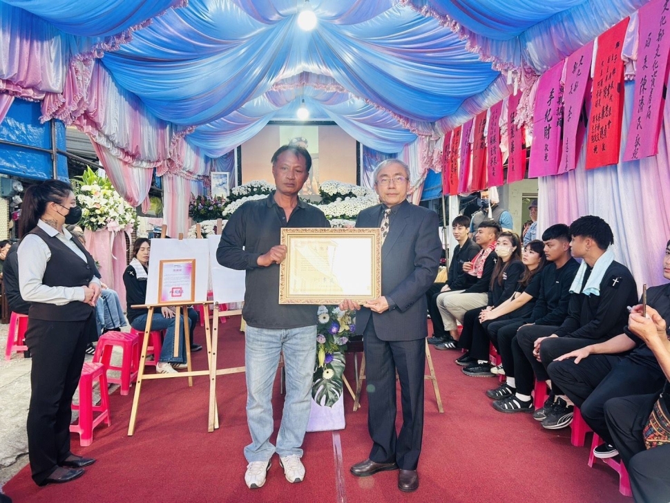 屏東縣傳統表演藝術「排灣族歌樂enelja」保存者高淑美puljapulj piuvel辭世 文化部頒贈旌揚狀