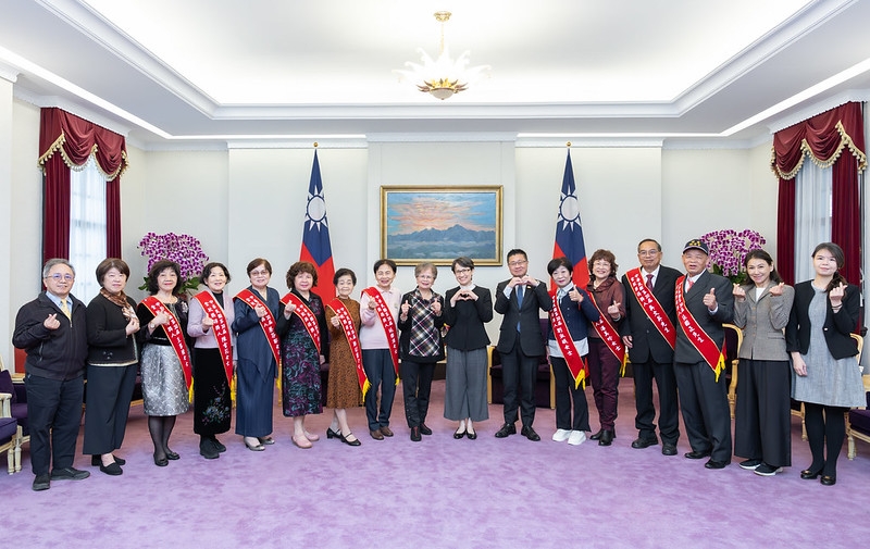 副總統接見「第30屆志願服務楷模『金駝獎』得獎人　肯定志工成為凝聚社會的溫暖力量