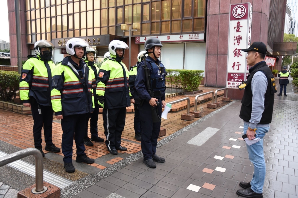 松山警重要節日安維防搶暨快打演練 守護民眾安心過好年