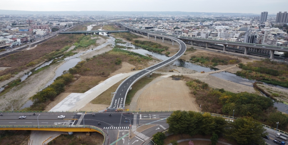 兌現開工完工承諾！台74線大里一北出匝道完工通車 完善屯區路網