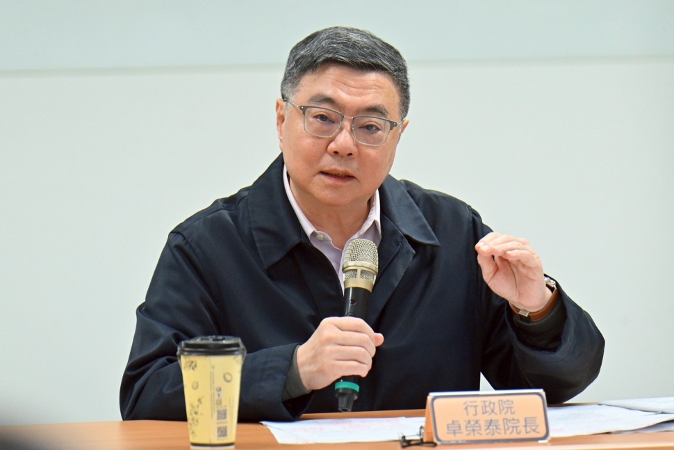 行政院召開「穩定物價小組」會議 密切掌握春節應節商品價量情勢 確保市場供應充裕、價格平穩