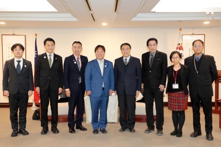 埼玉縣議會日台友好議員聯盟拜會黃偉哲　交流政府數位化與防災經驗
