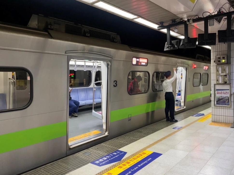 溫暖守護不打烊臺鐵 同仁以專業行動串起旅途安心與溫度