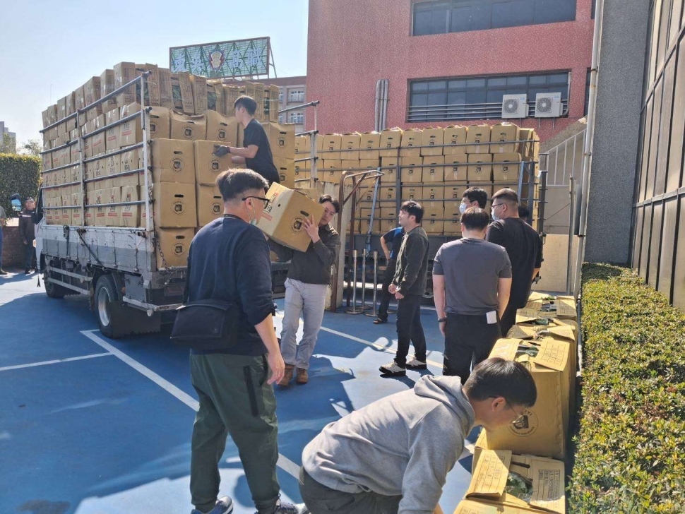 縣市攜手合作穩定產銷　嘉義市新北市主動採購雲林高麗菜　讓農民過好年