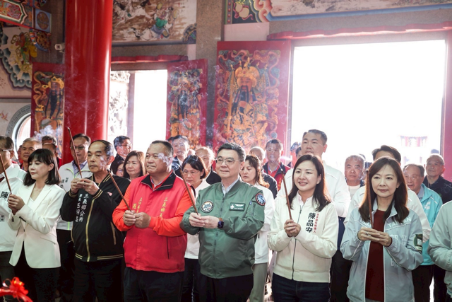 年初四接神日 卓揆走訪苗栗廟宇參拜 期盼農業更豐收、觀光更興盛、建設更進步、國家更升級