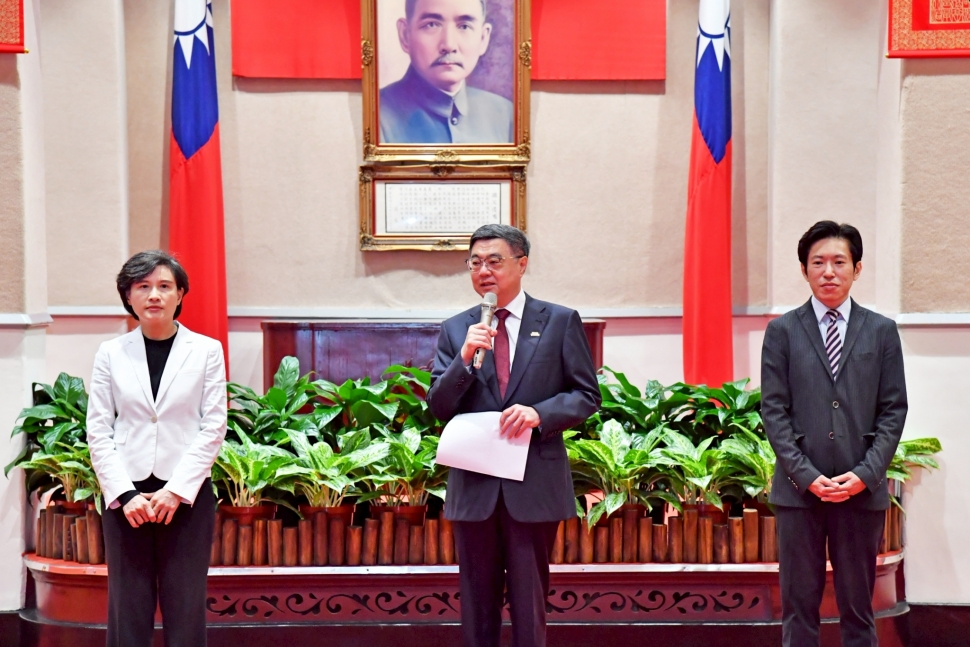 出席行政院新春團拜 卓揆期許不畏挑戰、穩健邁向「開放、富強、安全」目標