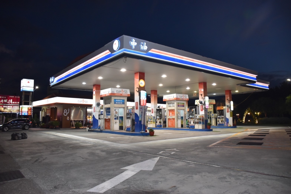 因應國際油價急遽上升 政府調降貨物稅並穩定油價 本週國內汽柴油價格整體調幅約5%