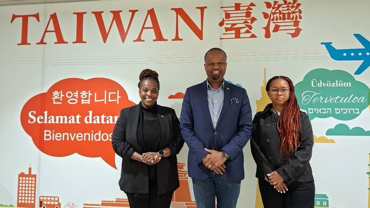 外交部誠摯歡迎聖克里斯多福及尼維斯聯邦工程部長梅納與永續發展暨環境部長柯拉克率團訪台