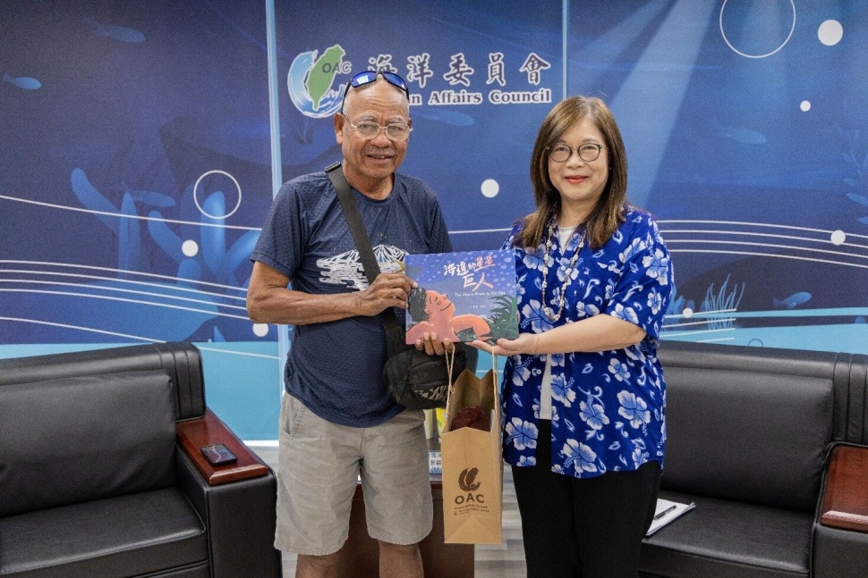 帛琉無私分享號全體船員拜會海洋委員會 管碧玲：推升太平洋南島語族傳承交流「源動力」