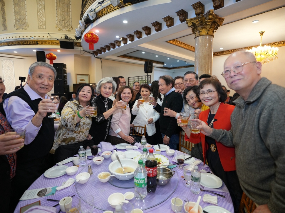 世界中心發光發熱！盧市長紐約感性演說 致敬僑胞勇氣與打拚精神