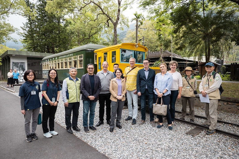 副總統與多位歐洲駐臺代表赴花蓮體驗臺灣林業文化與濕地生態