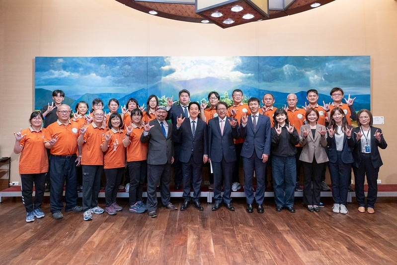 總統接見台南市聽障體育運動協會　盼持續推動聽障體育運動與手語文化發展