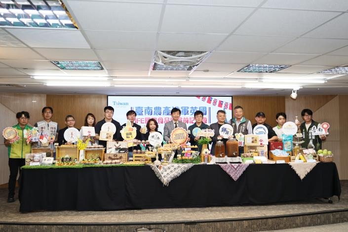 黃偉哲推廣台南農漁產外銷再下一城 台南館首登英國食品展