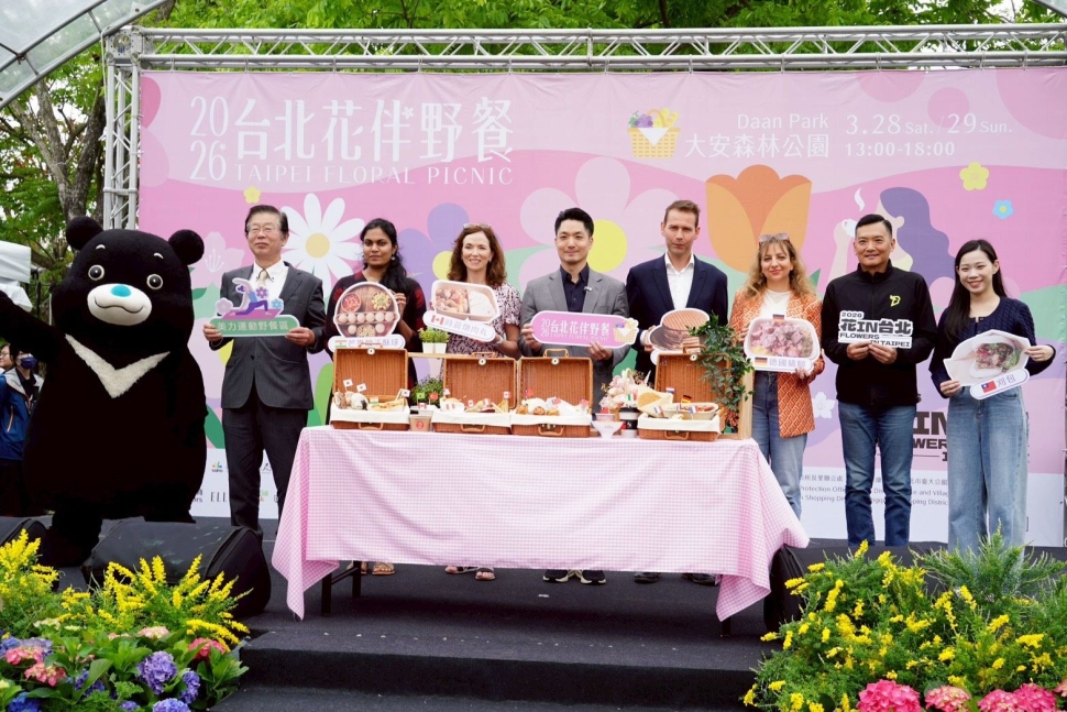 捷運花海相互輝映 蔣萬安邀市民一同歡慶北捷30週年與花伴野餐