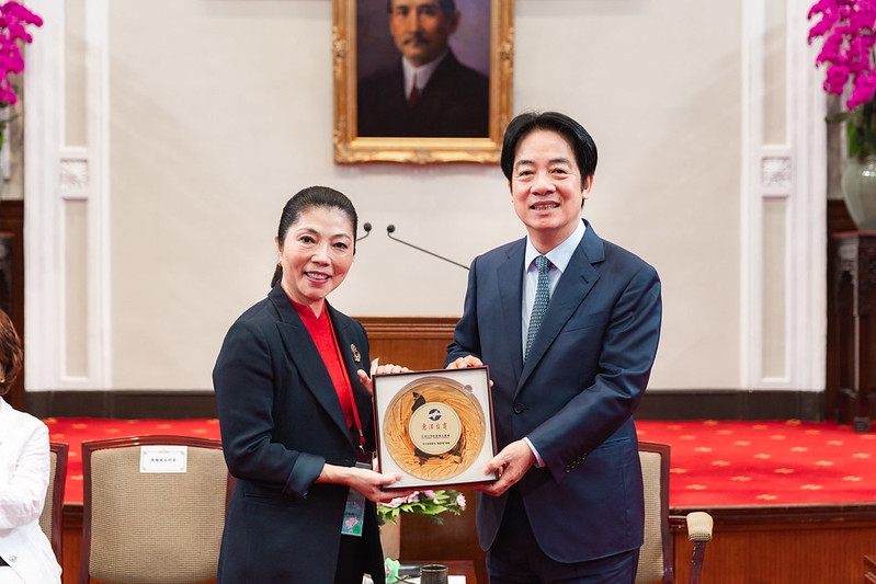 總統接見亞洲臺灣商會聯合總會訪團　盼團結臺商　深化臺灣與全球經貿合作