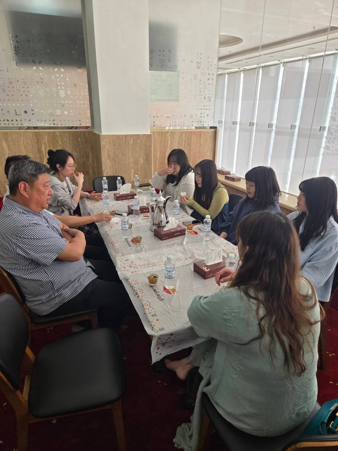 我國駐科威特代表處及駐沙烏地阿拉伯代表處持續共同協助有意離境國人返台