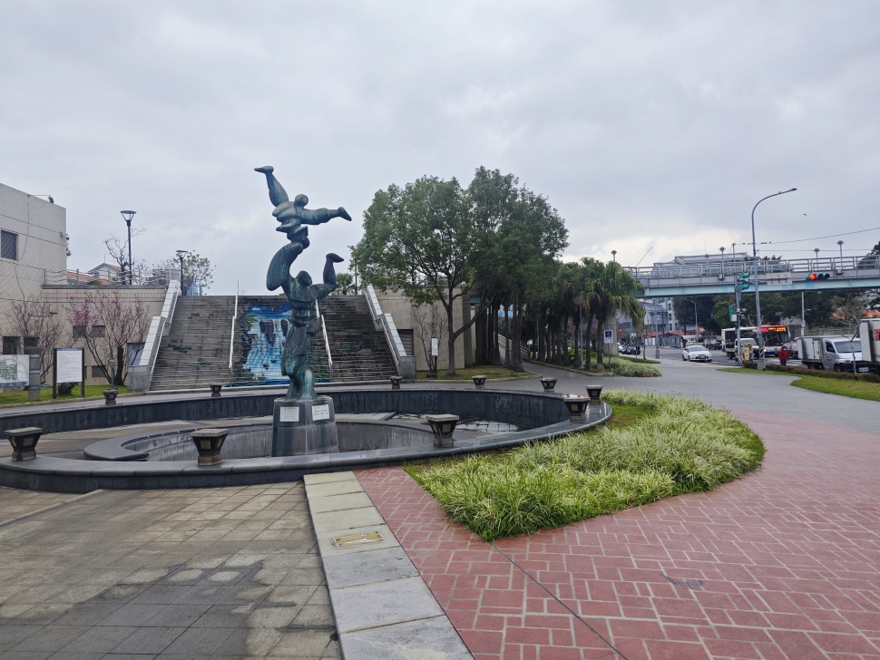 迪化休閒運動公園增設電扶梯優化休閒廊道動線 打造全齡友善休憩空間