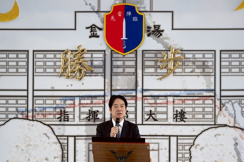 總統視導高雄國軍訓練中心　籲支持國防預算以強化戰力　共同守護臺灣民主自由