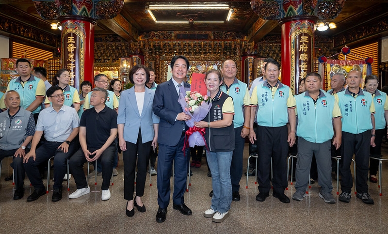 總統參拜台中市水安宮　強調強化國防、推動經濟成長與社福政策　提升人民福祉