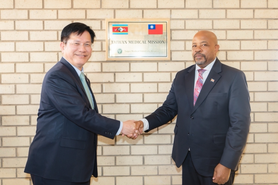 總統特使林佳龍圓滿結束訪史行程，實地見證台史智慧醫療及農漁合作新里程碑