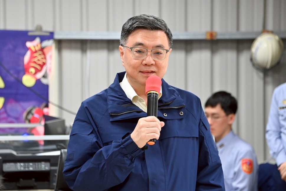 卓揆赴馬祖視察海巡廳舍重建工程進度