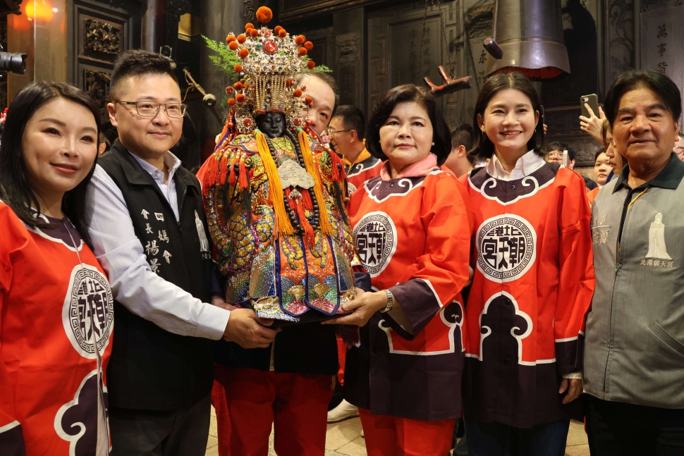 3月19日北港迎媽祖  炸轎、犁炮、真人藝閣熱鬧滾滾
