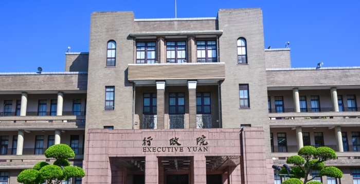 政院通過「土石採取法」第36條修正草案 嚴懲非法盜採土石 實現「精準打擊、阻斷不法、環境恢復」三大原則