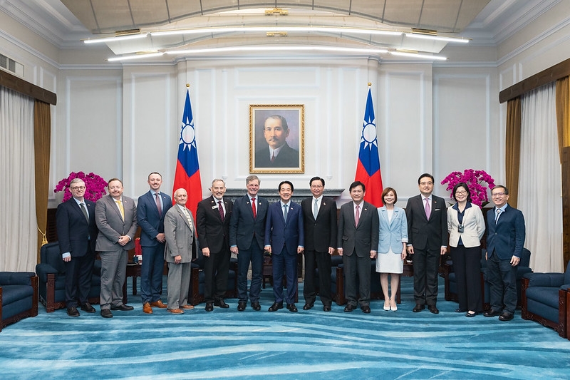 總統接見美國懷俄明州州長訪團　盼深化經貿能源科技交流　攜手打造更具韌性民主供應鏈