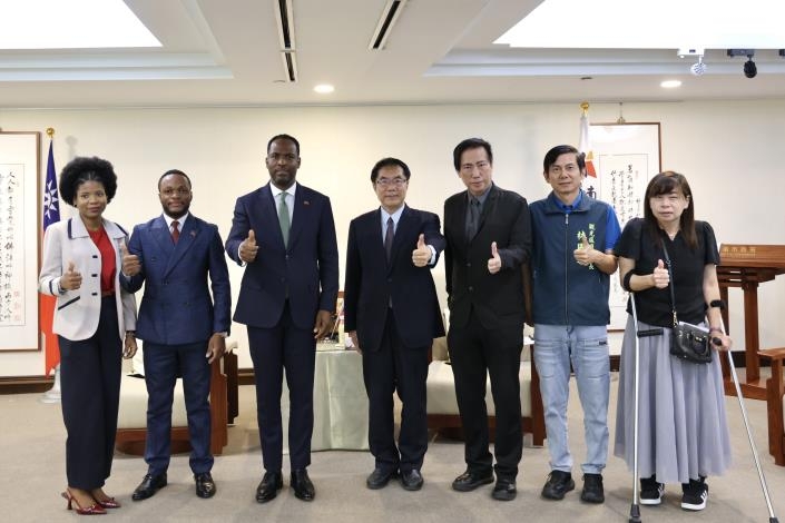 海地駐台大使潘恩首次拜會 黃偉哲歡迎國際盟友到訪