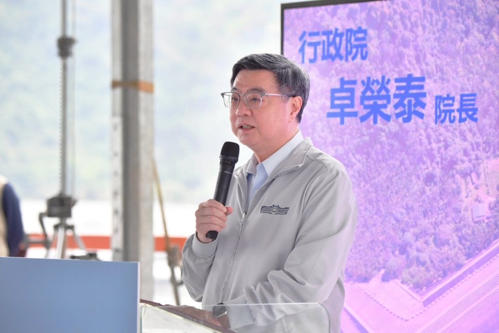 卓揆視察馬太鞍溪堤防工程 中央地方攜手強化防汛