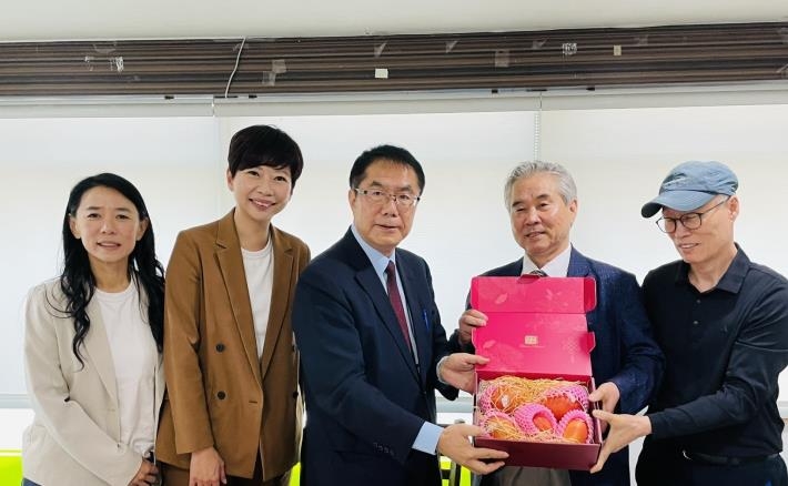 黃偉哲拓展韓國市場　爭取關稅降至5%並延長至8月底