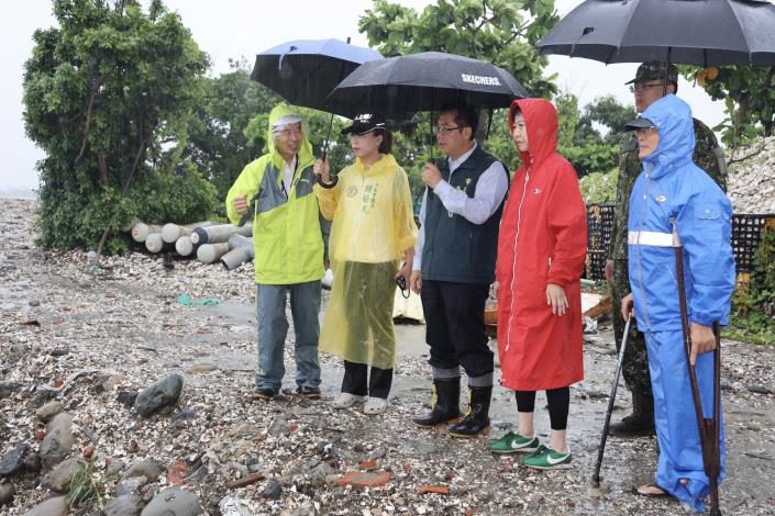 黃偉哲勘查蘆竹溝抽水站　肯定治水建設成效